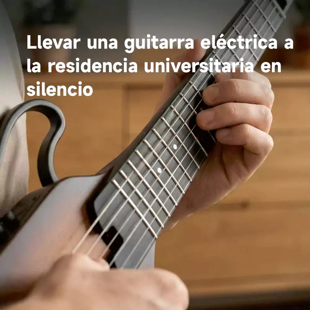 Llevar una guitarra eléctrica a la residencia universitaria en silencio