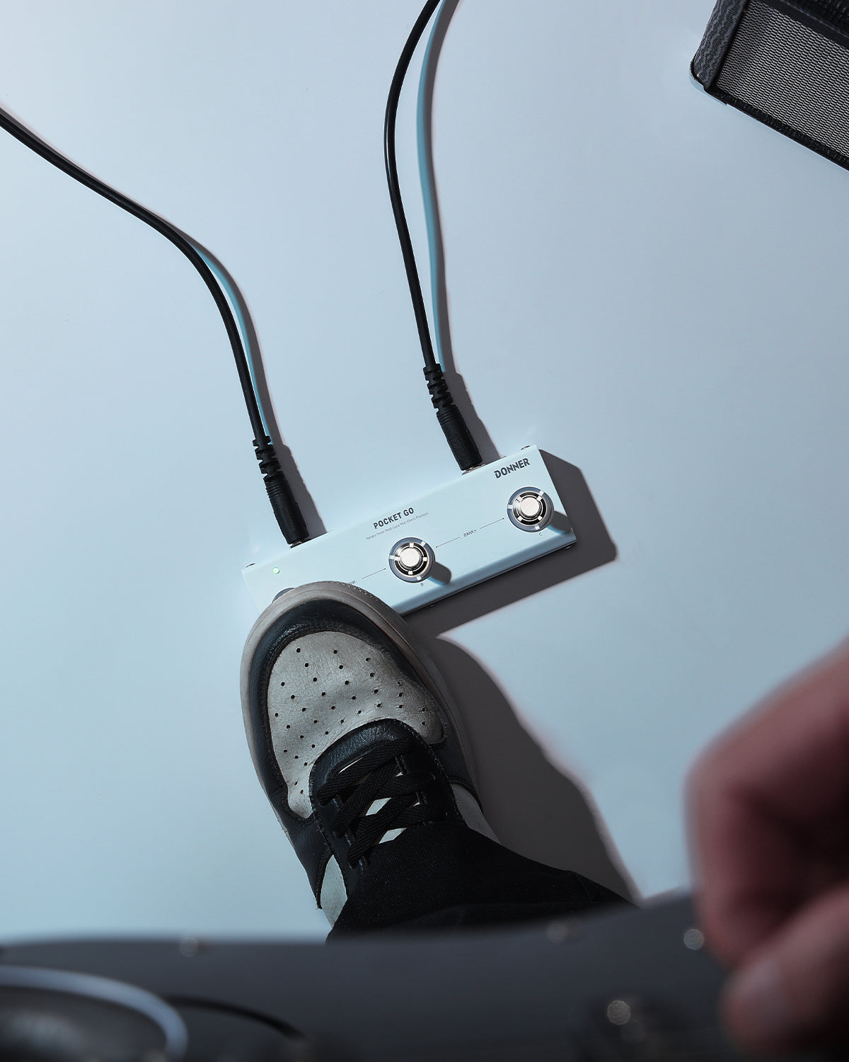 DONNER Pocket Go – Procesador de Efectos Múltiples Portátil con Presets para Guitarra