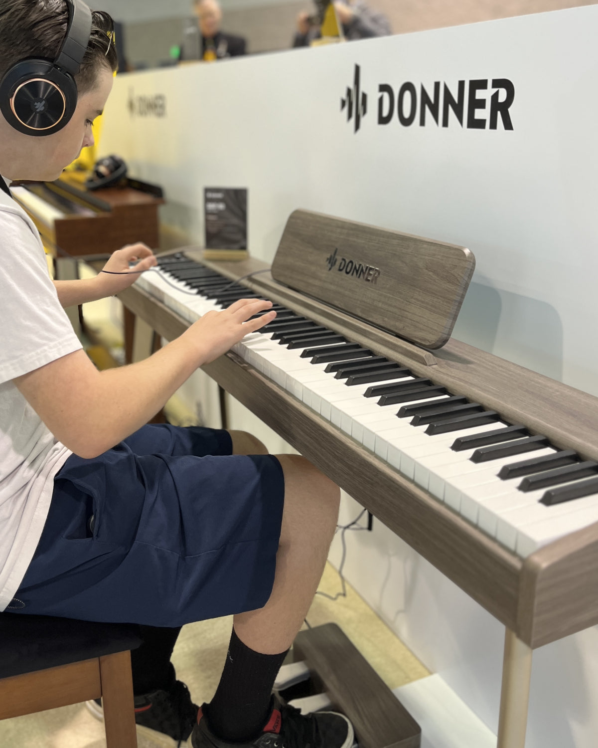 Donner DDP-60 Piano de teclado vertical de 88 teclas semipesadas