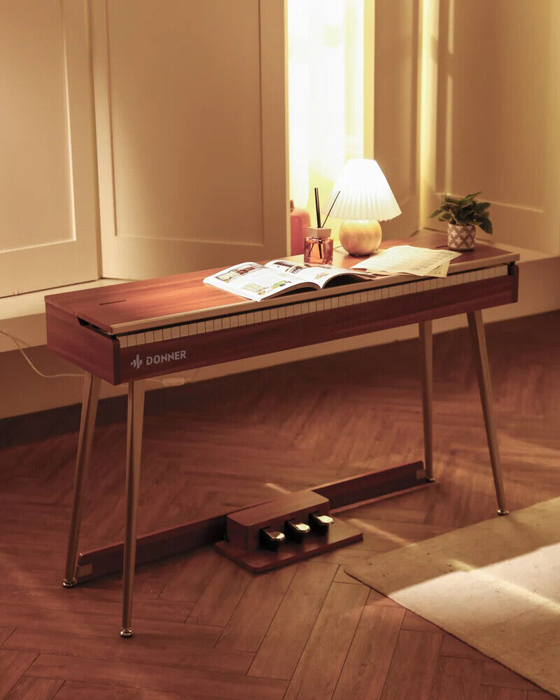 Donner DDP-80 PLUS Piano vertical digital de madera contrapesado de 88 teclas con tapa de 3 pedales