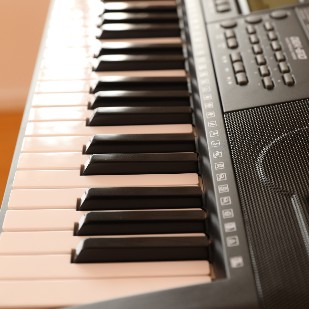 Donner DEK-610 Kit de teclado electrónico de tamaño completo de 61 teclas con banco/soporte/micrófono donner music mexico