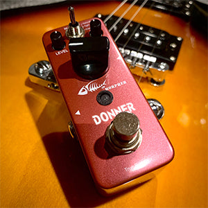 Donner efecto de ganancia de pedal de distorsión morpher con tres nudos de nivel de control
